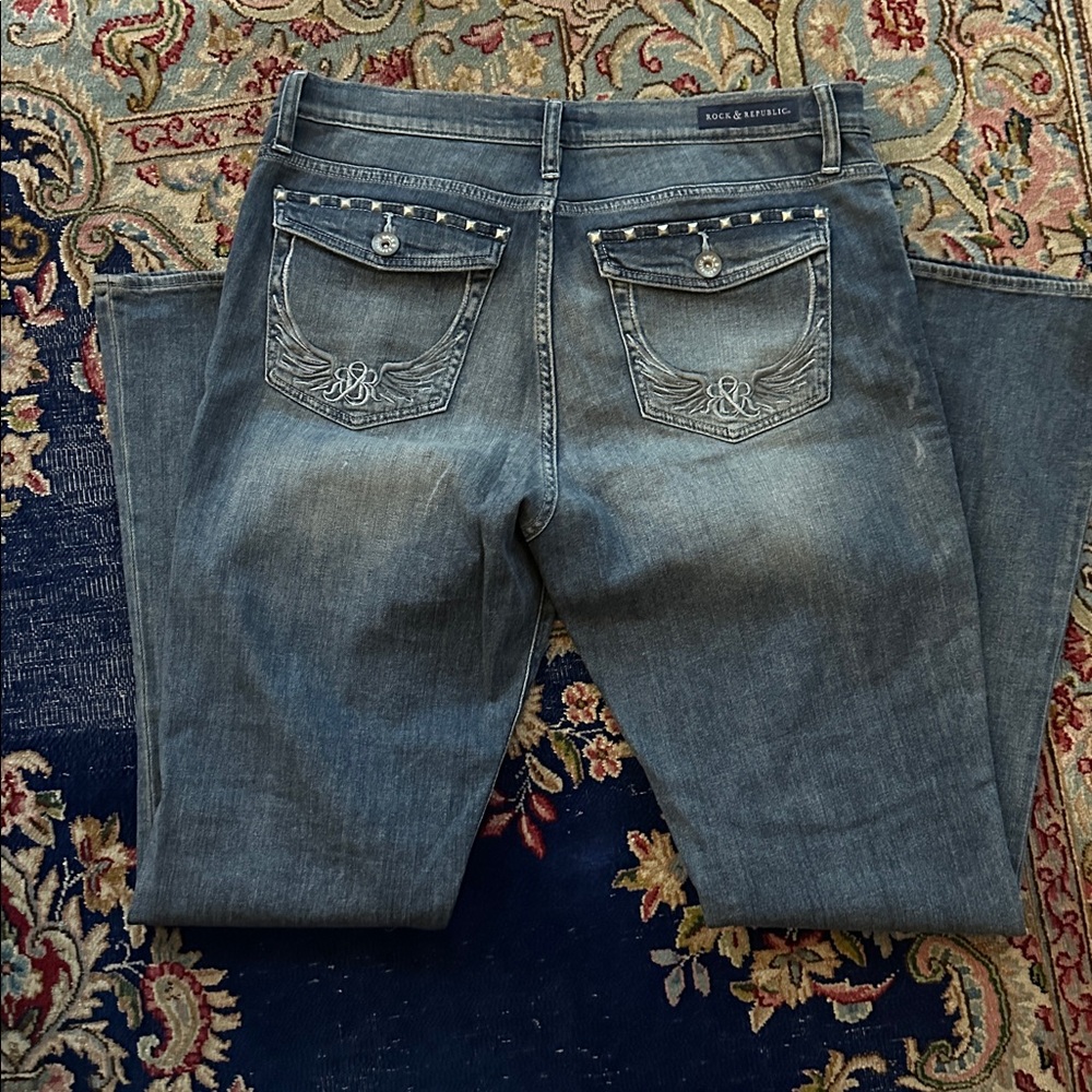 Rock & Republic Kasandra flare jean in size 16